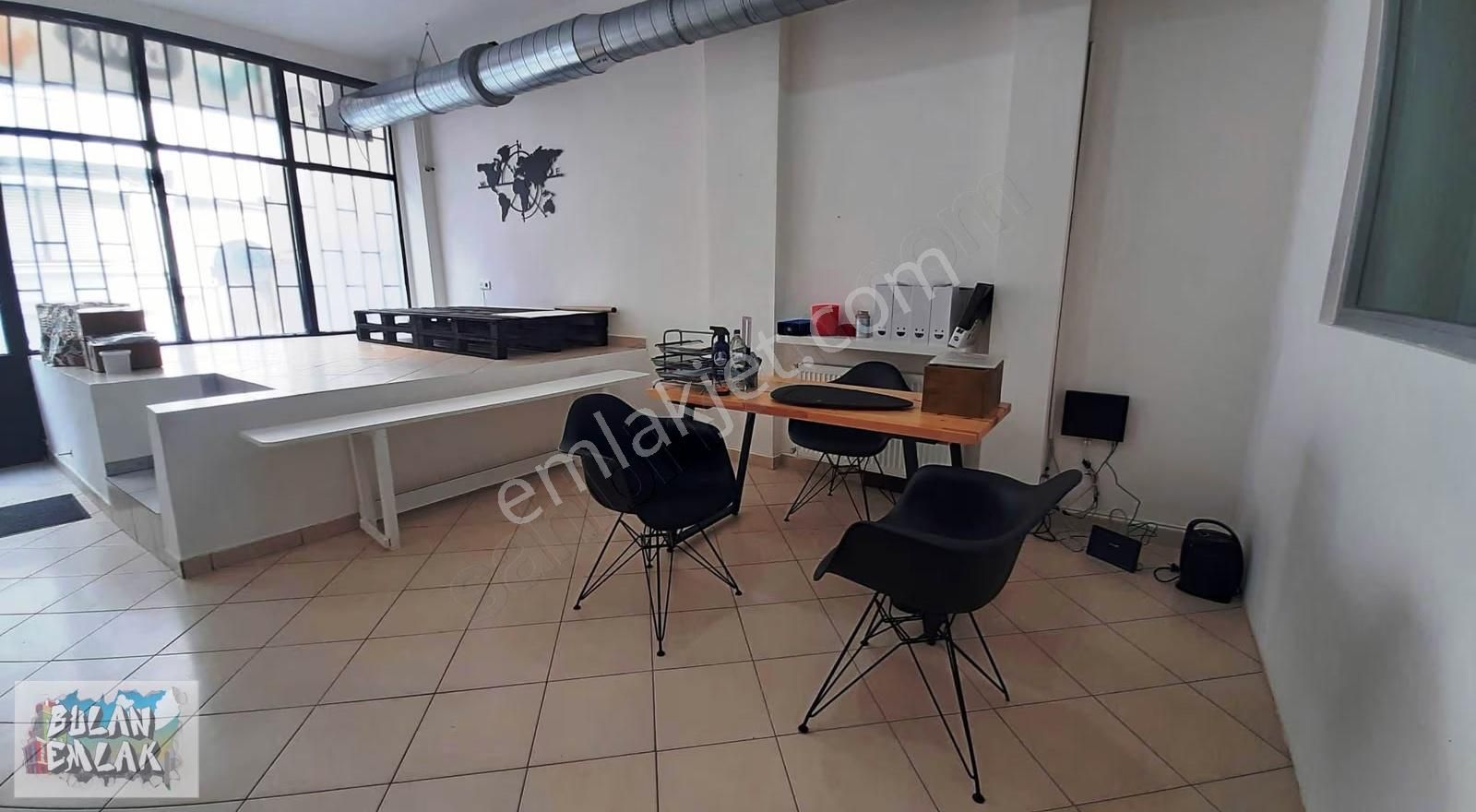 Bulan'dan Ortaköy Merkezde Hazır Kiracılı Otoparklı Geniş Dükkan - Görsel 4