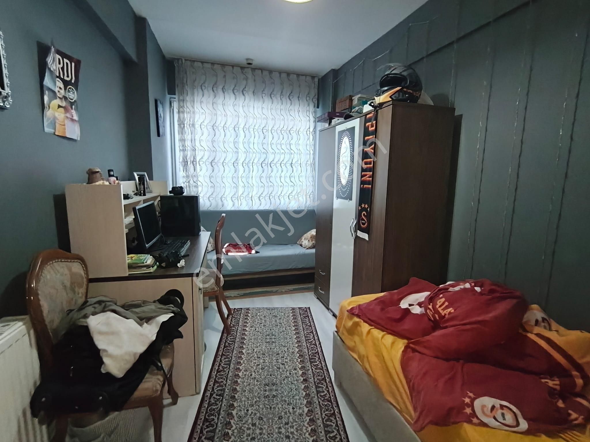 3+1 Doğalgazlı 120 M2 Arakat Bakımlı Daire - Görsel 14