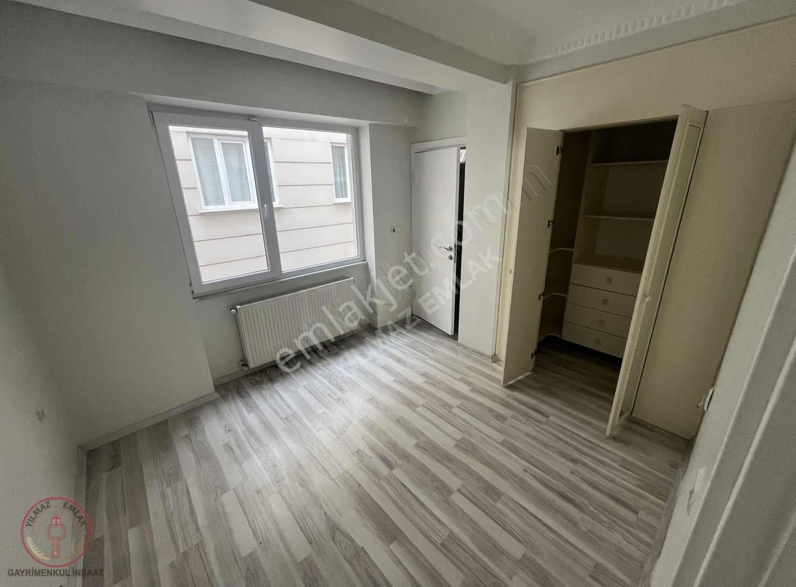 İkitelli M.akif'de 110m² Ebeveyn Banyolu 2+1 2.kat Arakat Daire - Görsel 18