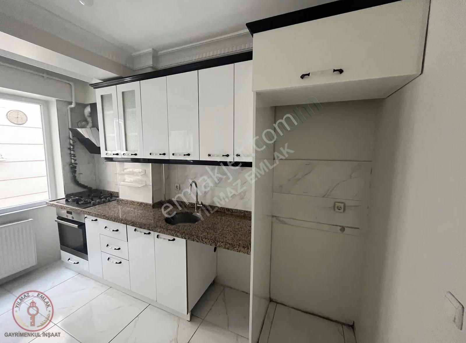 İkitelli M.akif'de 110m² Ebeveyn Banyolu 2+1 2.kat Arakat Daire - Görsel 8