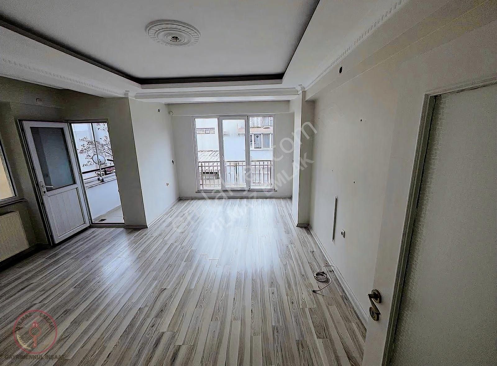 İkitelli M.akif'de 110m² Ebeveyn Banyolu 2+1 2.kat Arakat Daire - Görsel 5