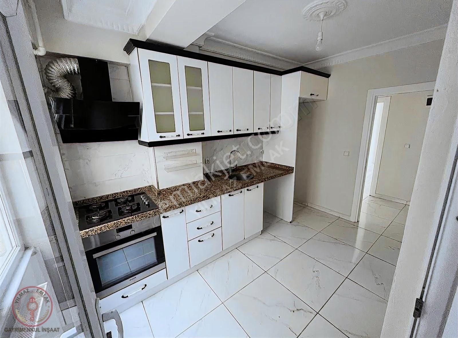 İkitelli M.akif'de 110m² Ebeveyn Banyolu 2+1 2.kat Arakat Daire - Görsel 22