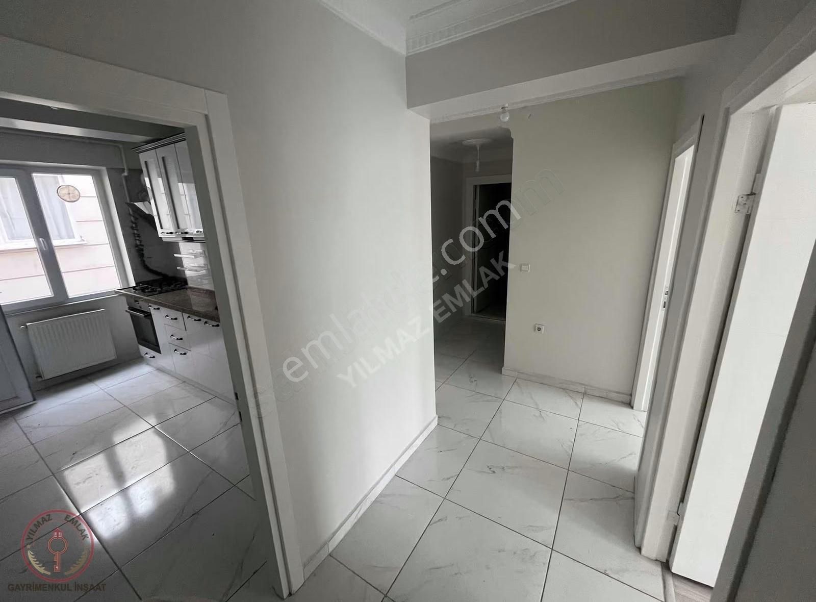 İkitelli M.akif'de 110m² Ebeveyn Banyolu 2+1 2.kat Arakat Daire - Görsel 13