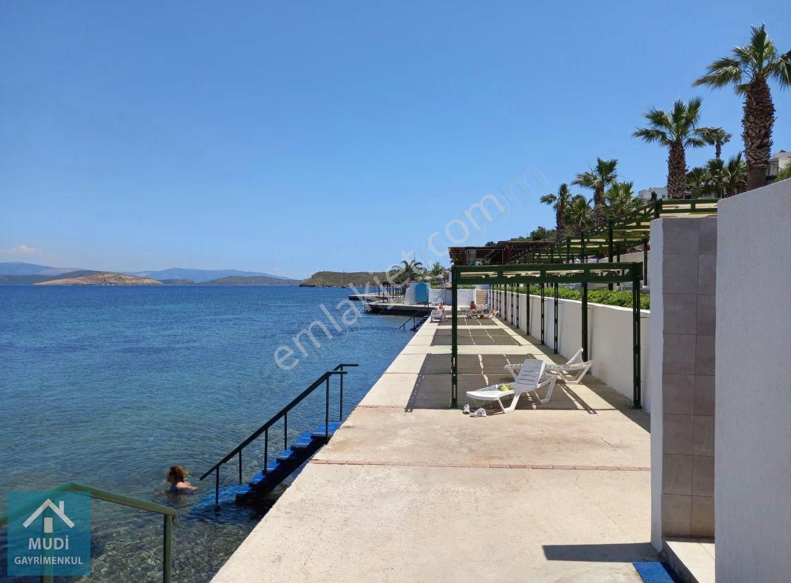 Bodrum Bankev Sitesi Kiralık Deniz Manzaralı Alt Kat Dubleks - Görsel 4