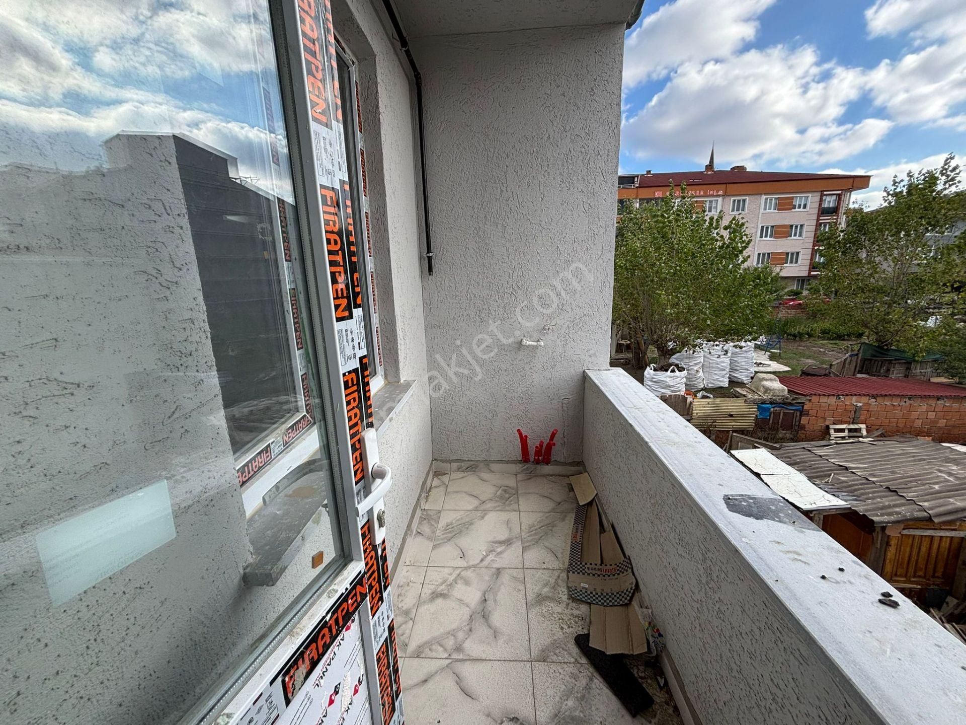 **eryıldız İnşaat'tan**acill Fiyat Düştüü!!!**70m2 Sıfır Lüx 1+1 - Görsel 16