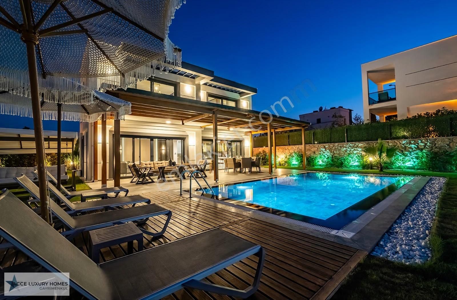 Yalıkavakta Özel Havuzlu Lüks Villa Marina Yakını - Görsel 10