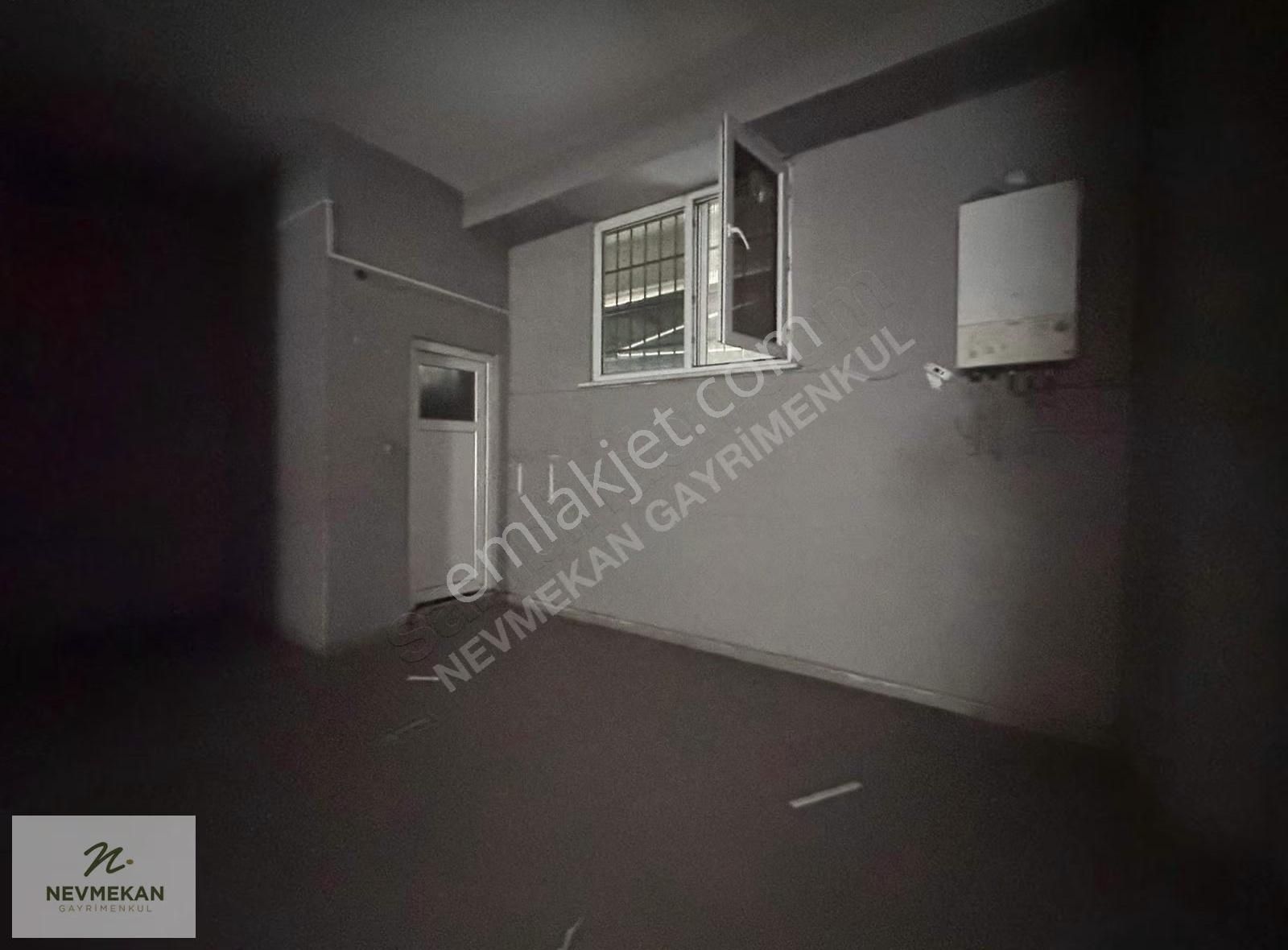 Nevmekan Gayrimenkul'den Y.giriş Bakımlı 100m2 Kiralık Dükkan - Görsel 9