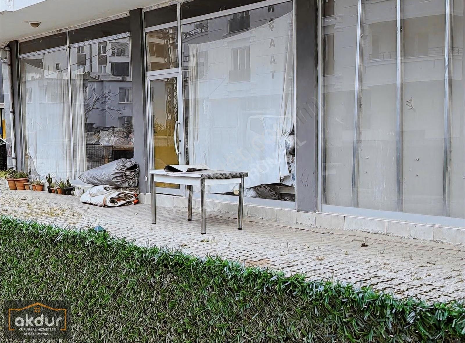 Akdur'dan Tekkeköy'de 280m2 Satılık Dükkan - Görsel 12