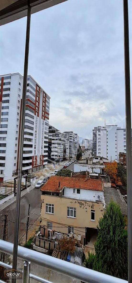 Akdur'dan Canik'te Töre Kardeşler Sitesinde Satılık 3+1 Daire - Görsel 4