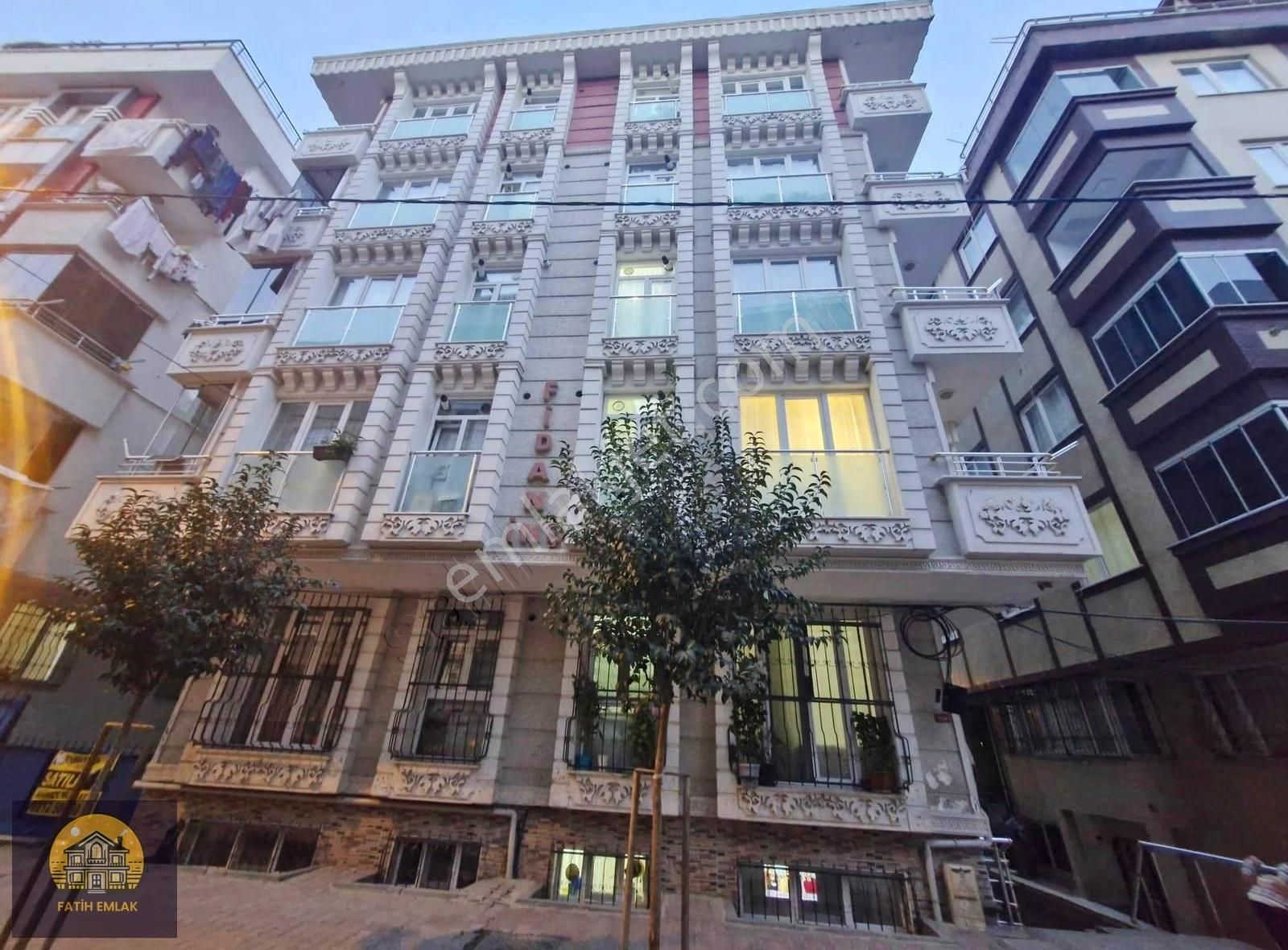 Fatih Emlaktan Muhammediye Camii Yakın Krediye Uygun 4+1 Dubleks