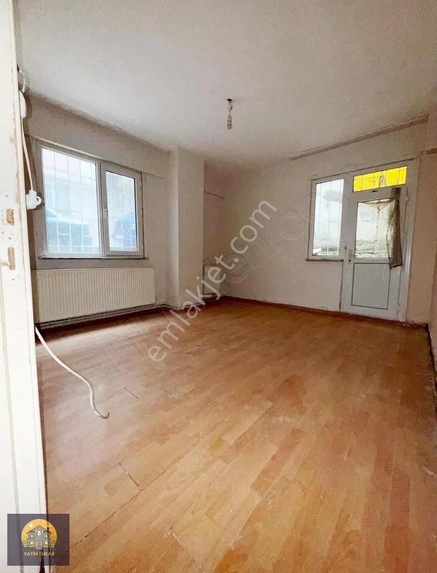 Fatih Emlaktan Mevlana Cami Yakını Satılık 2+1 Bahçe Katı Daire - Görsel 7