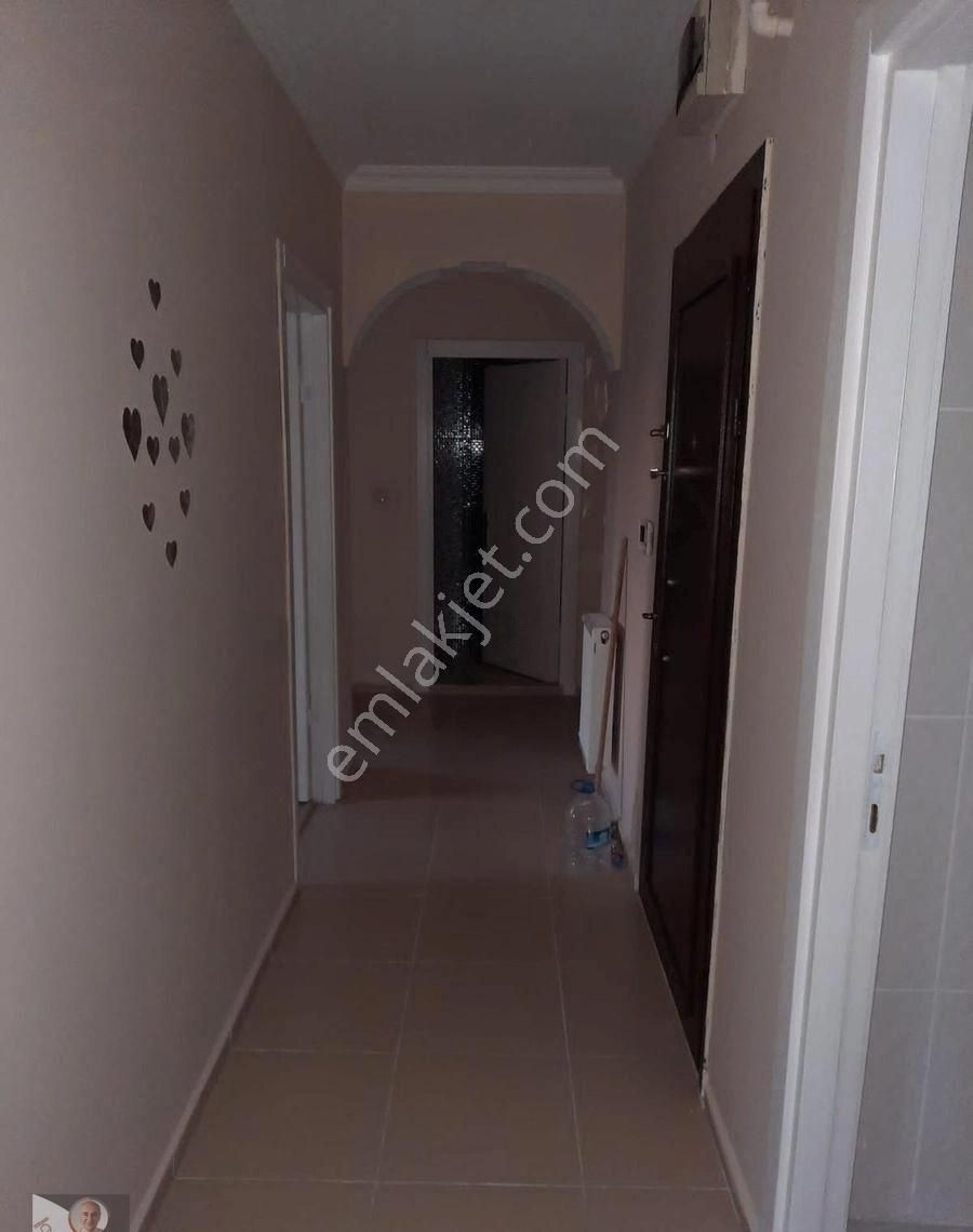 Yeşiltepe Mahallesinde Alınca Caddesi Yakını Kiralık 3+1 Daire - Görsel 2