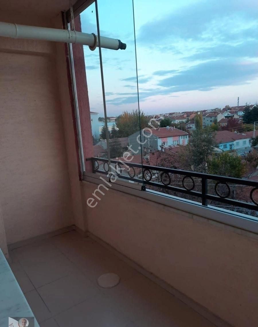 Yeşiltepe Mahallesinde Alınca Caddesi Yakını Kiralık 3+1 Daire - Görsel 4