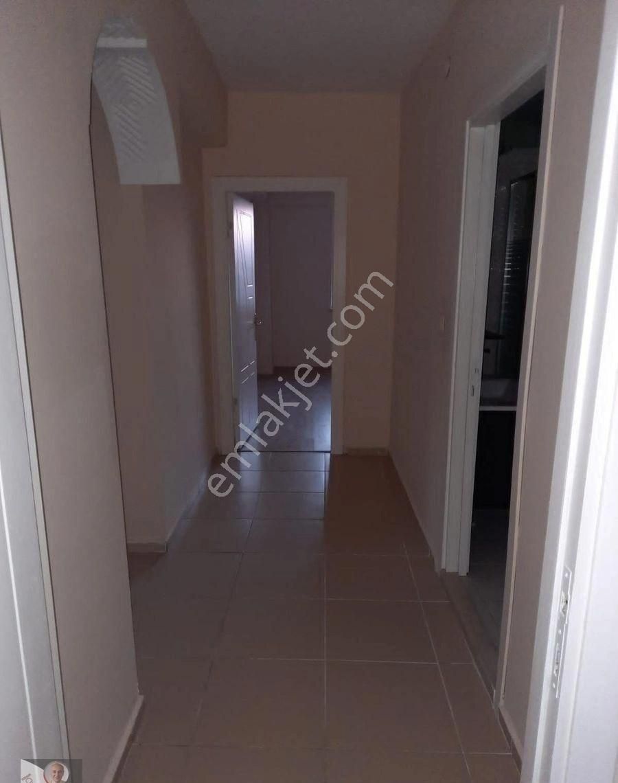 Yeşiltepe Mahallesinde Alınca Caddesi Yakını Kiralık 3+1 Daire - Görsel 9