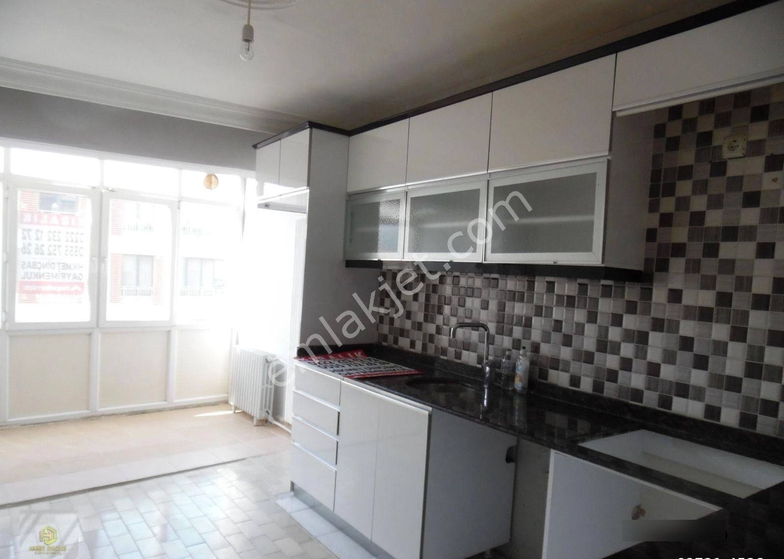 Hayriye Mahallesi Sakarya 1 Caddesi Üstünde Satılık 2+1 Daire - Görsel 3