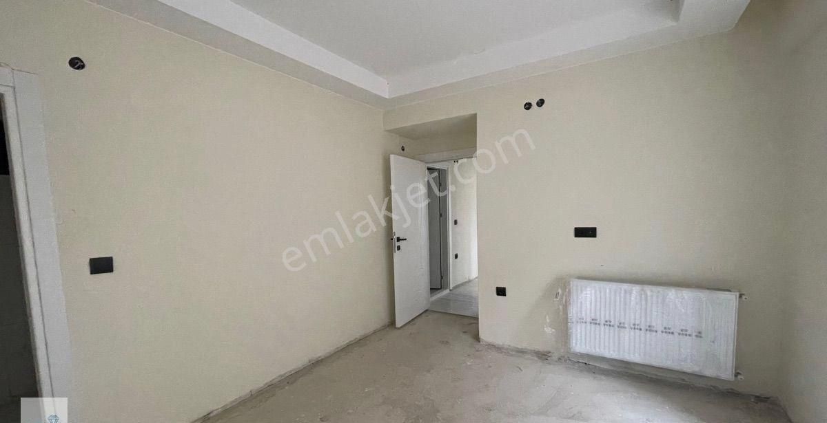 Aydınlık Caddesıne Yakın Satılık Mutfak Ayrı 2+1 - Görsel 15