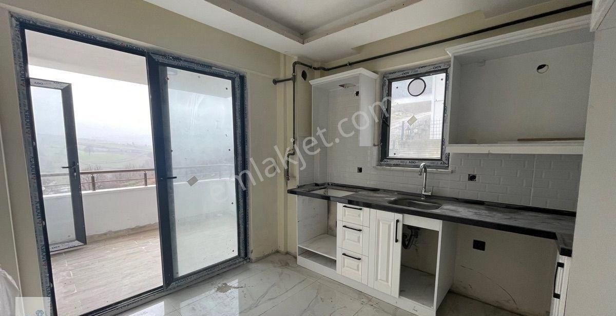 Aydınlık Caddesıne Yakın Satılık Mutfak Ayrı 2+1 - Görsel 5