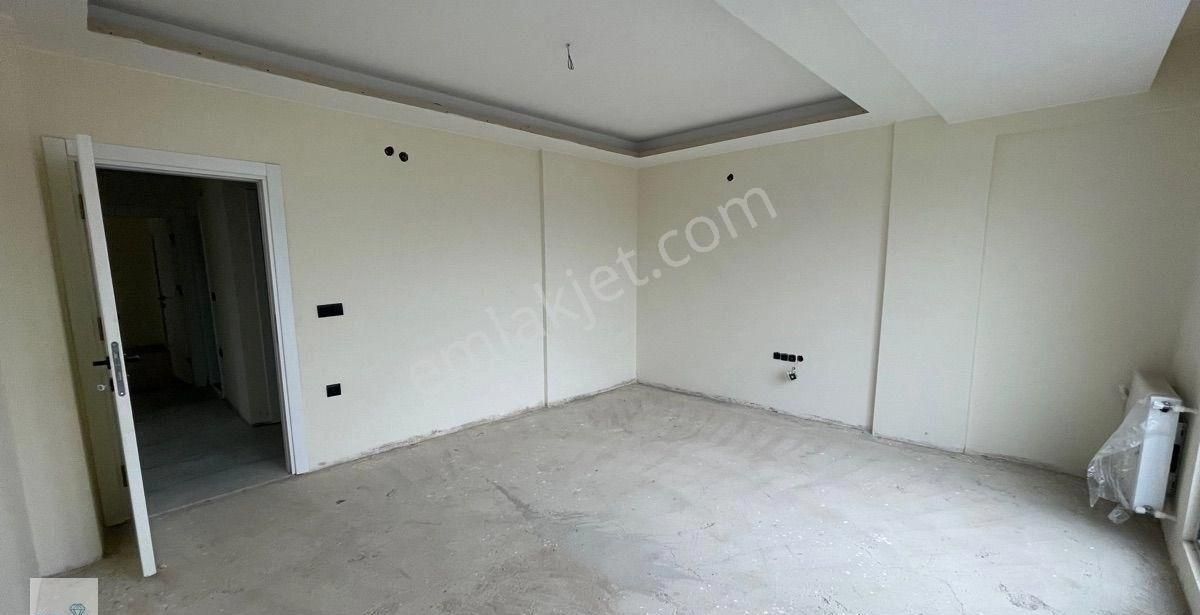 Aydınlık Caddesıne Yakın Satılık Mutfak Ayrı 2+1 - Görsel 17