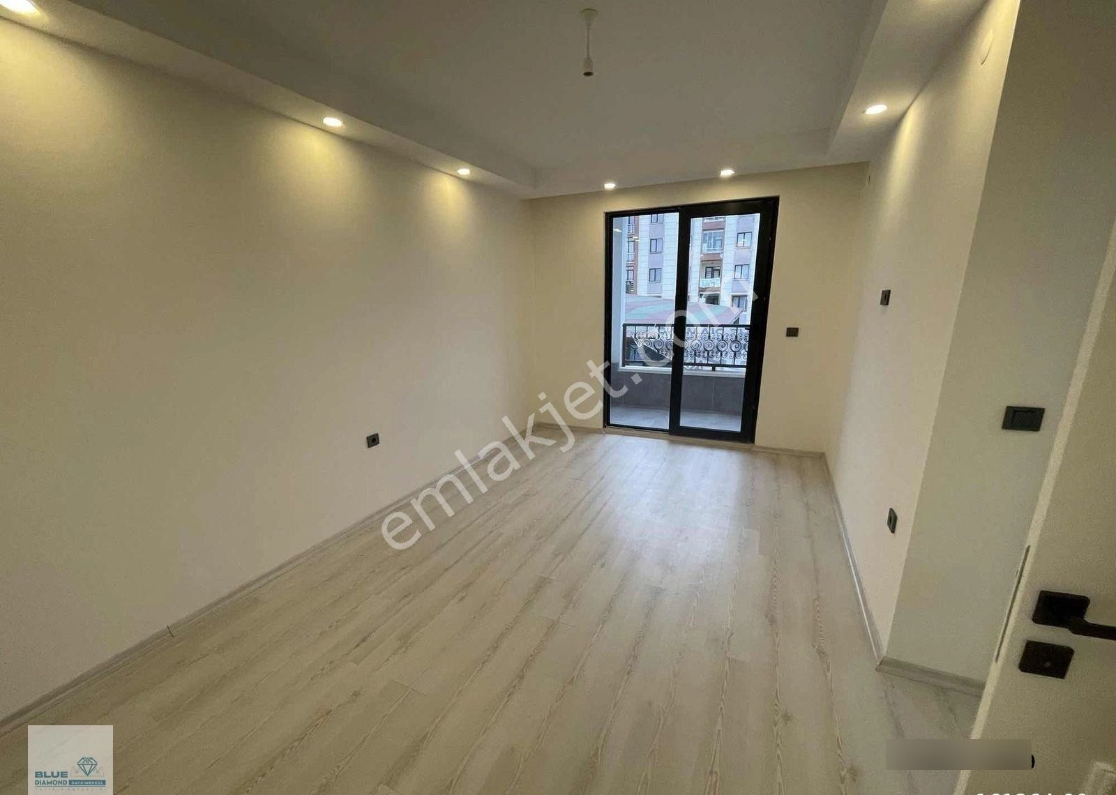 Türkişde Satılık Sıfır Geniş 3+1 Daire - Görsel 2