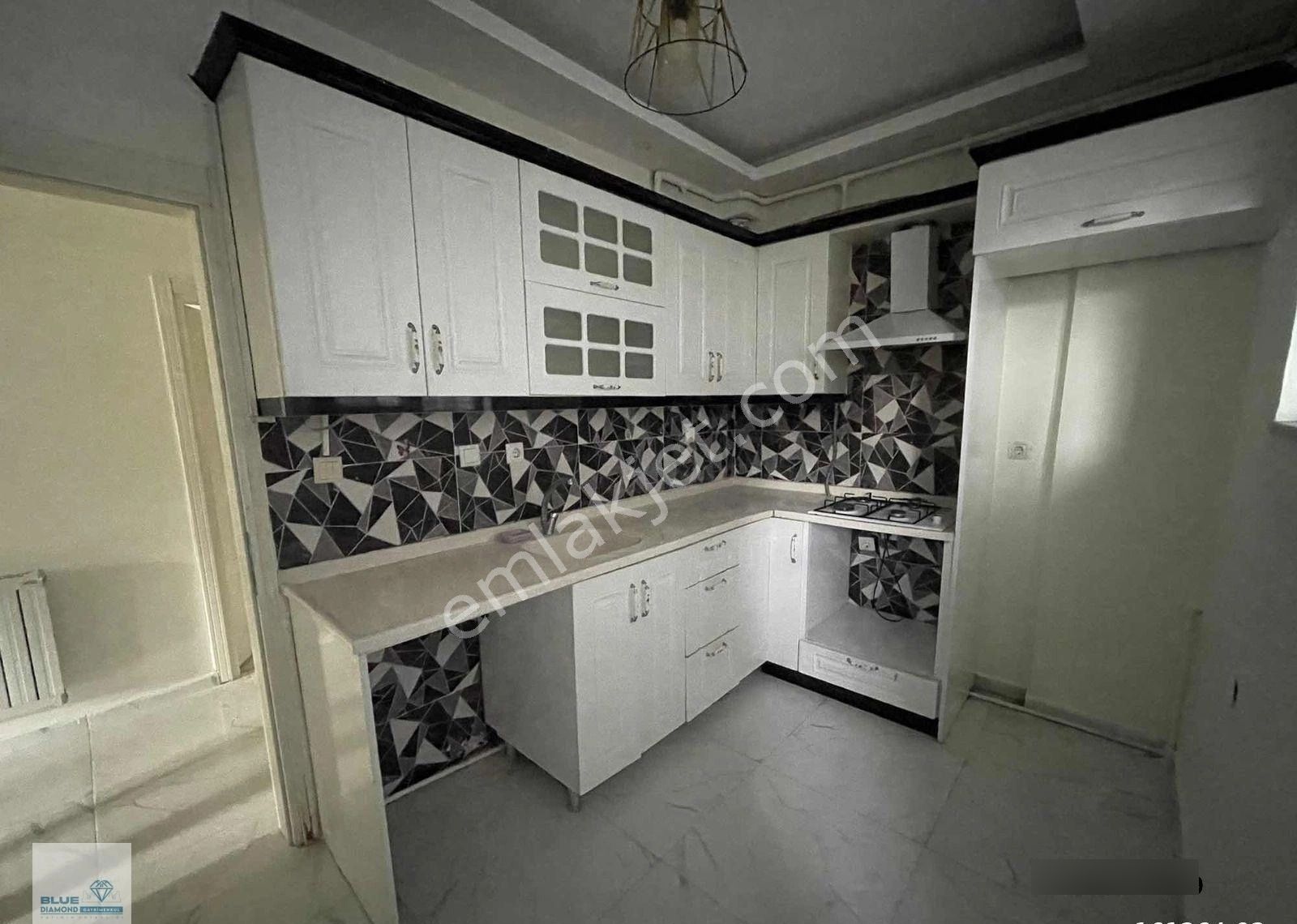 Mimar Sinan Ortaokulu Yanında Balkonlu Yüksek Giriş 3+1 - Görsel 24