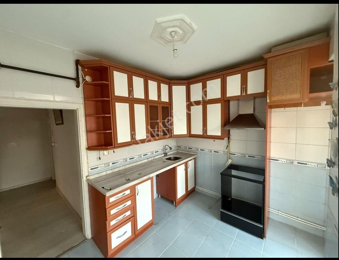 Aile Apartmanında Kiralık Daire - Görsel 11