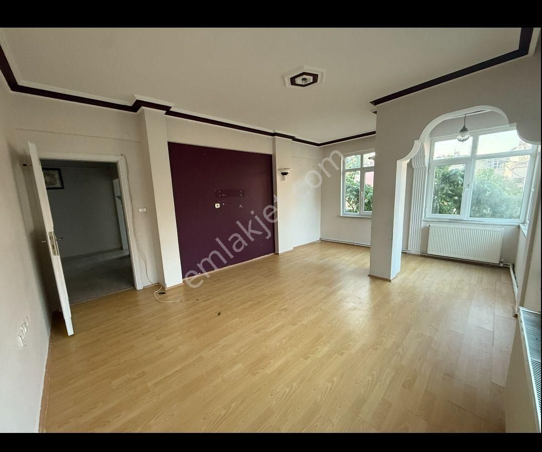 Aile Apartmanında Kiralık Daire - Görsel 17