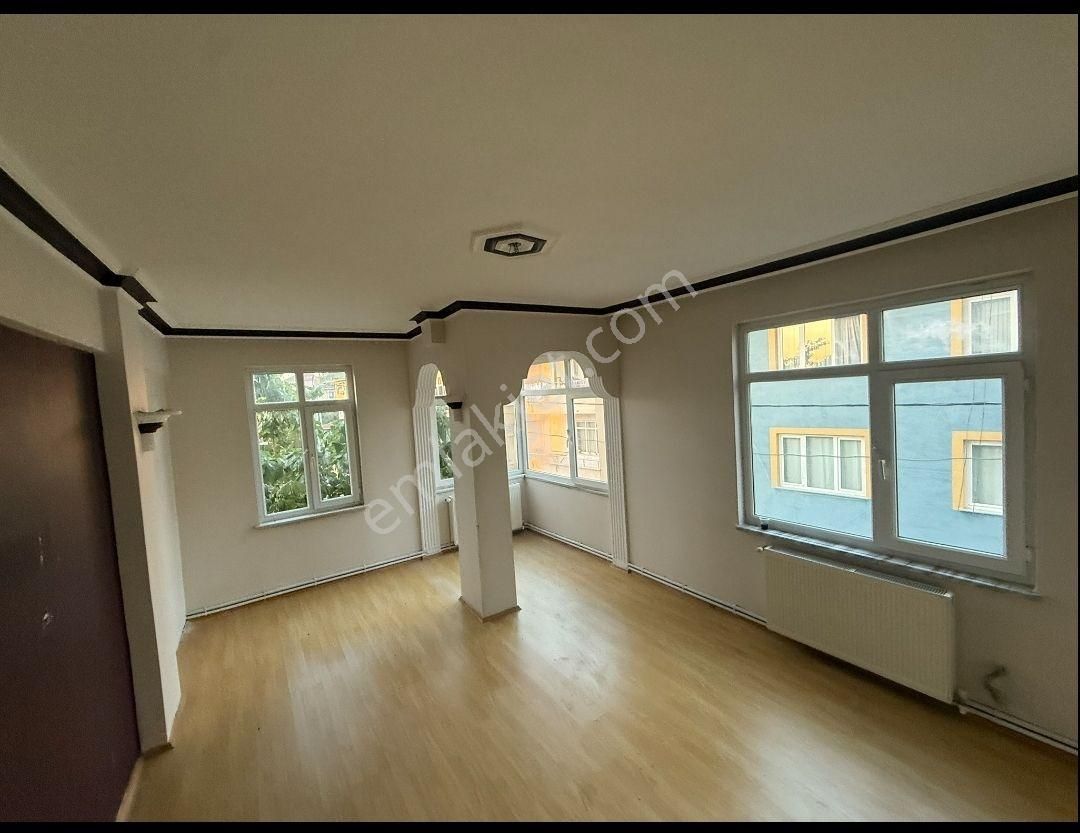 Aile Apartmanında Kiralık Daire - Görsel 14