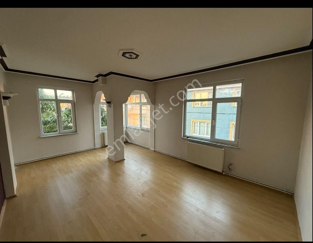 Aile Apartmanında Kiralık Daire - Görsel 15