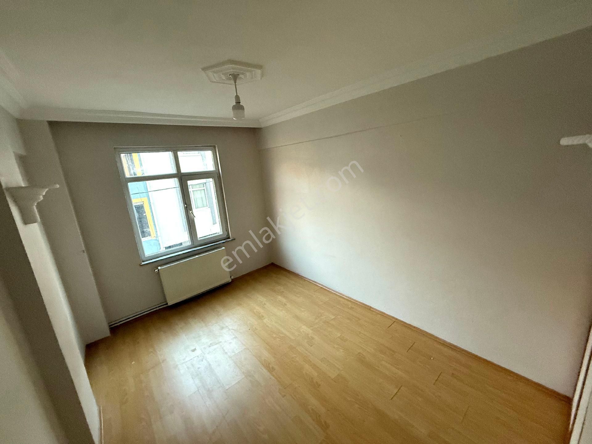 Aile Apartmanında Kiralık Daire - Görsel 2