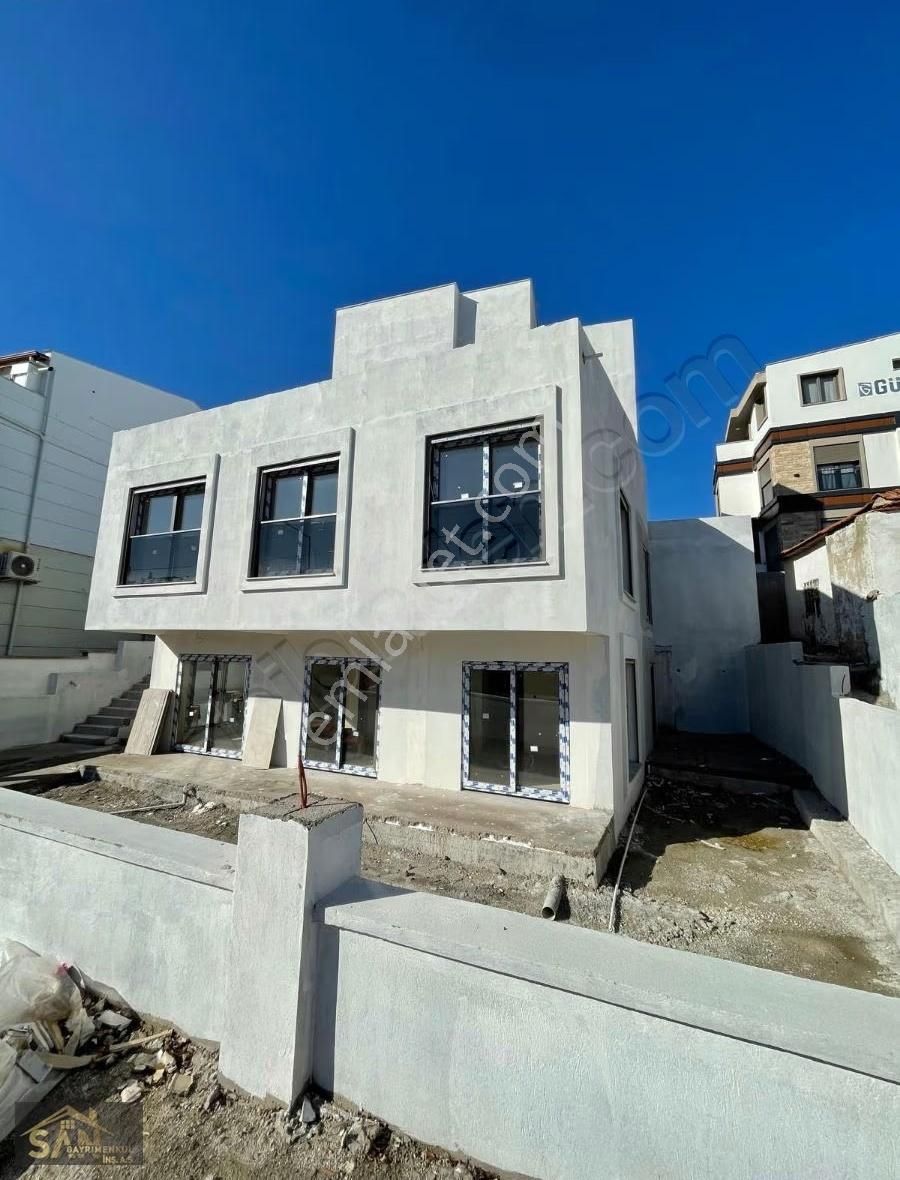 Urla Yaka Mah Satilik Asansör Lü 3+1 Daire