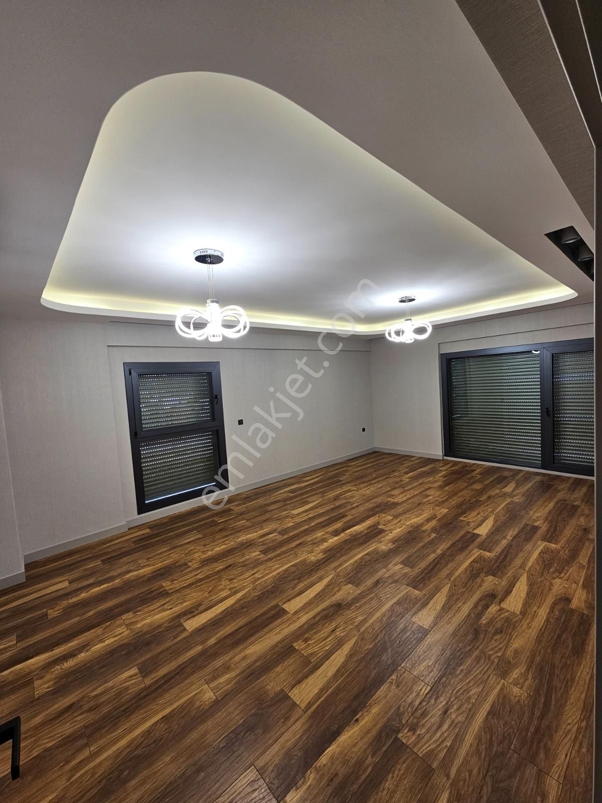 İzmir Balatçık Gültekin Pera Sitesinde 3+1 Satılık Daire Cb-ph - Görsel 2