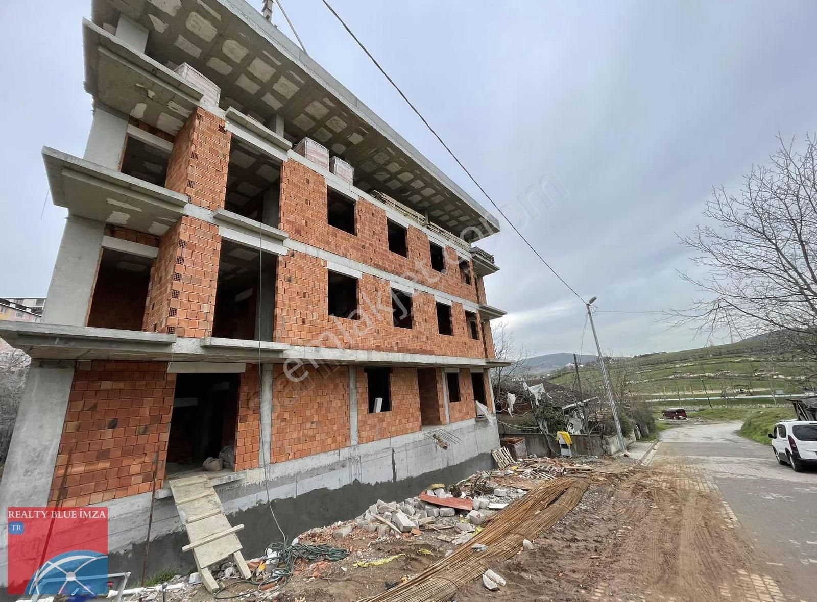 Mevlana Mahallesinde 2+1 Sıfır Daire