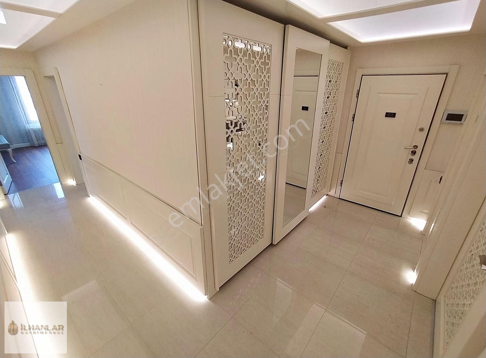 Şehir Hastanesi Karşı Özel Mimari Yapılı Giyinme Odalı E.banyolu - Görsel 4