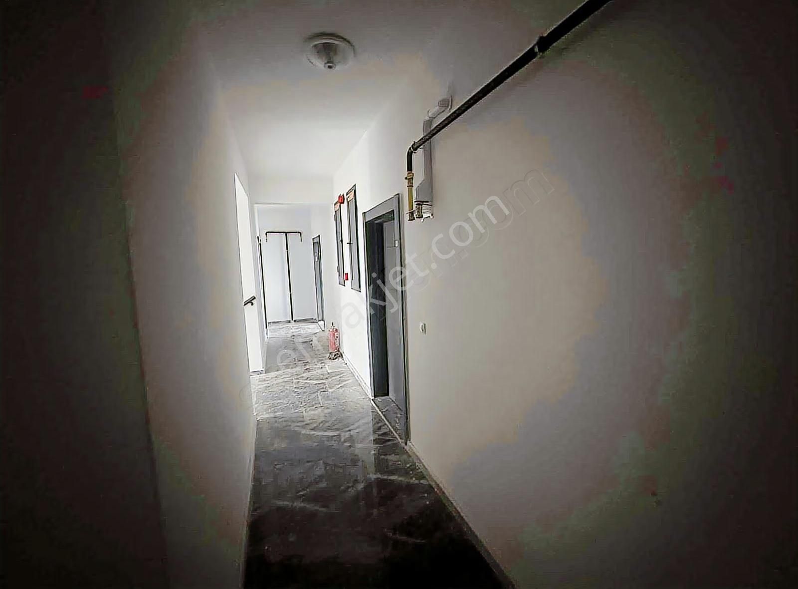 Satılık İskanı Hazır 1+1 Daire - Görsel 13