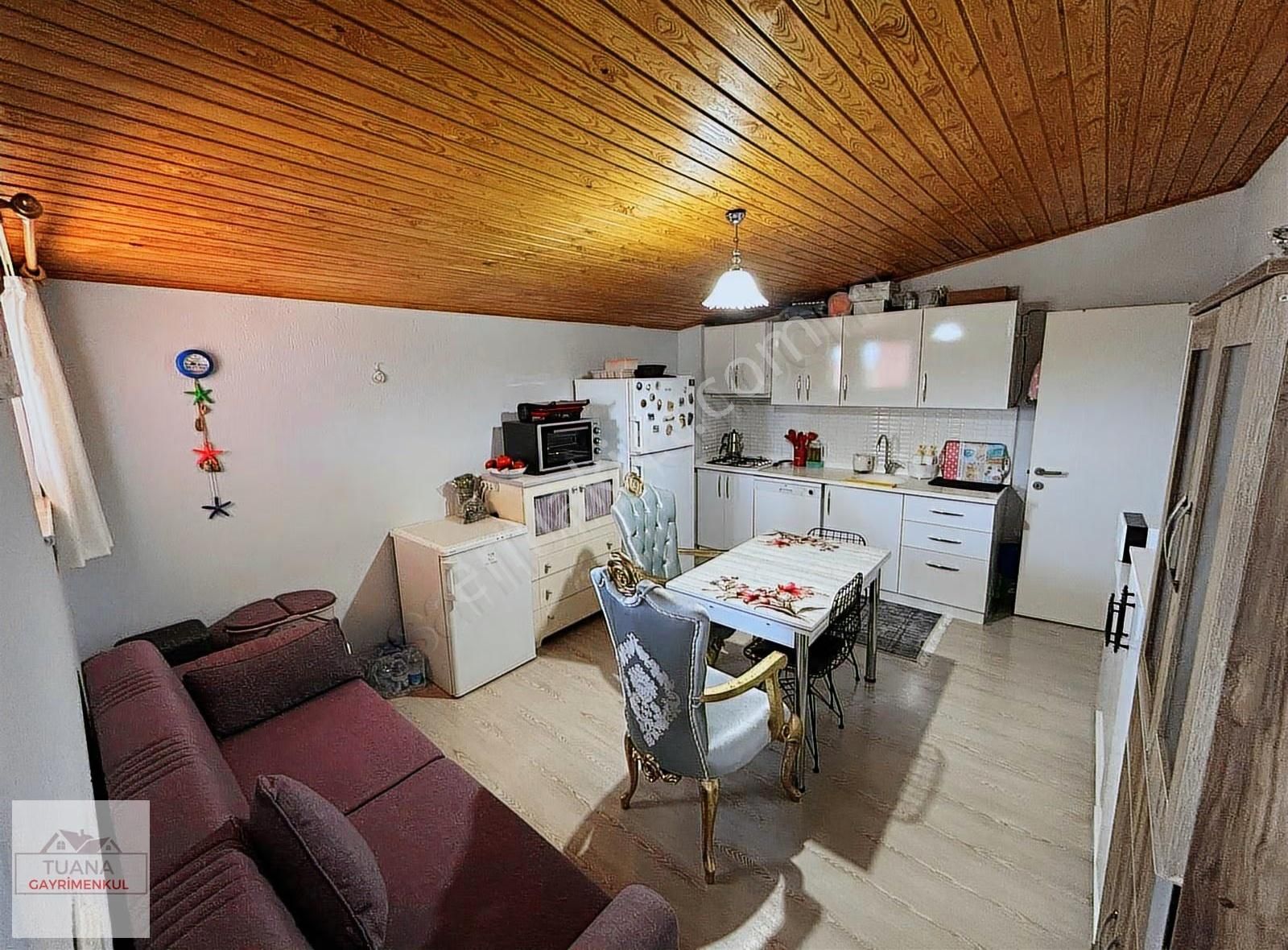 Tuana Emlak'tan Gelişim Mahallesinde 4+2 Daire - Görsel 12