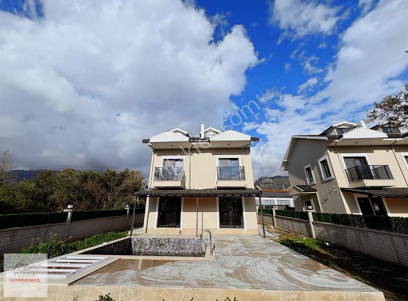 Tuana Emlak'tan Yeni Mahallede 4+1 Tam Müstail Villa - Görsel 27