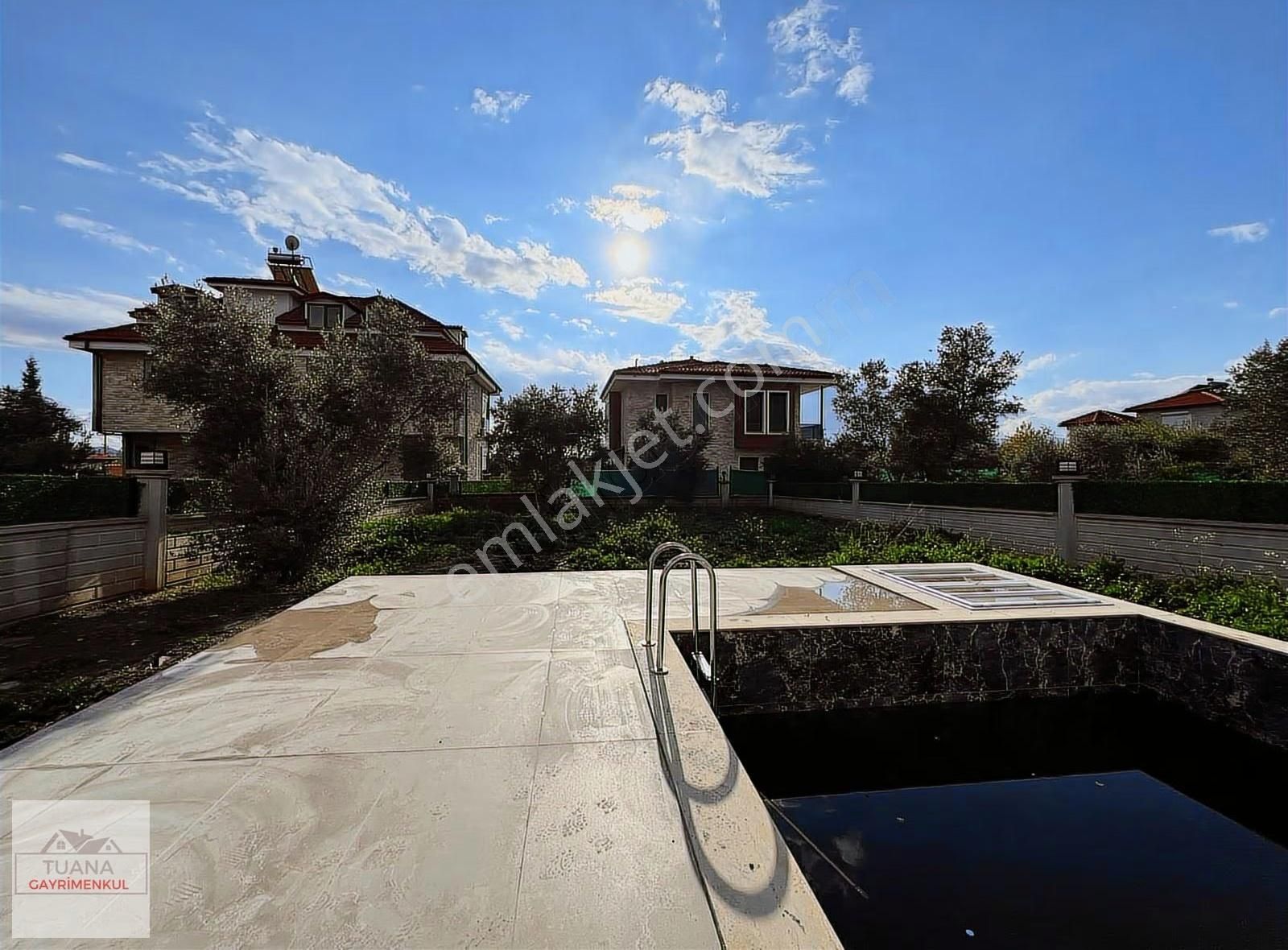 Tuana Emlak'tan Yeni Mahallede 4+1 Tam Müstail Villa - Görsel 20
