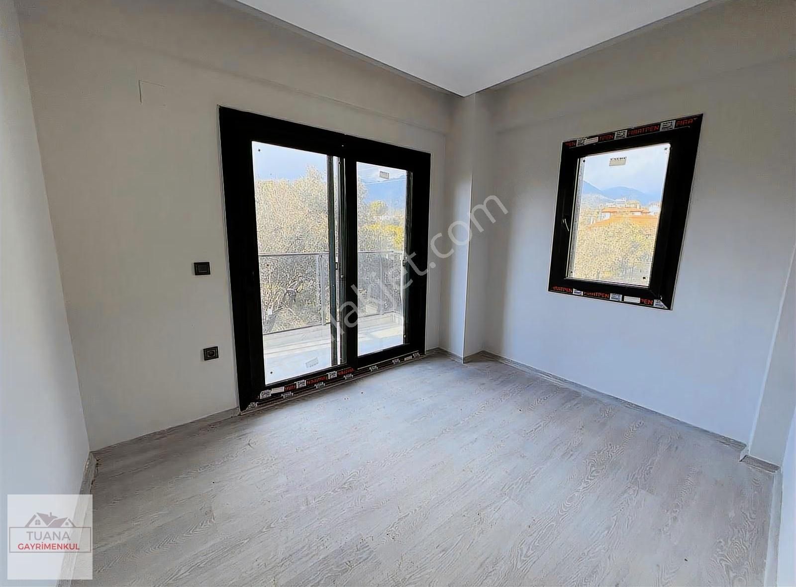 Tuana Emlak'tan Yeni Mahallede 4+1 Tam Müstail Villa - Görsel 14