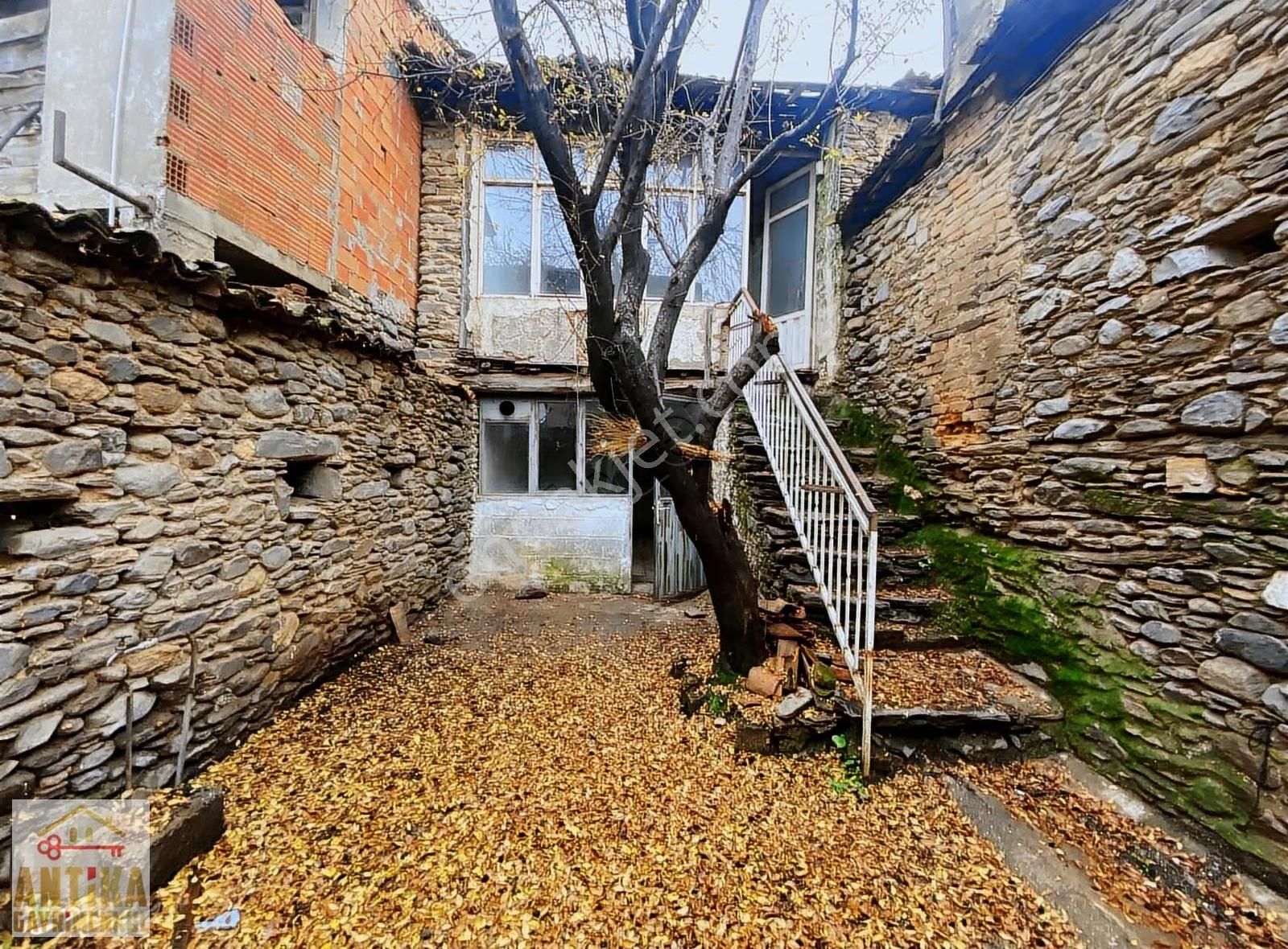 Dünyanın En İyi 32. Turizm Köyünde Satılık Bahçeli Müstakil Ev