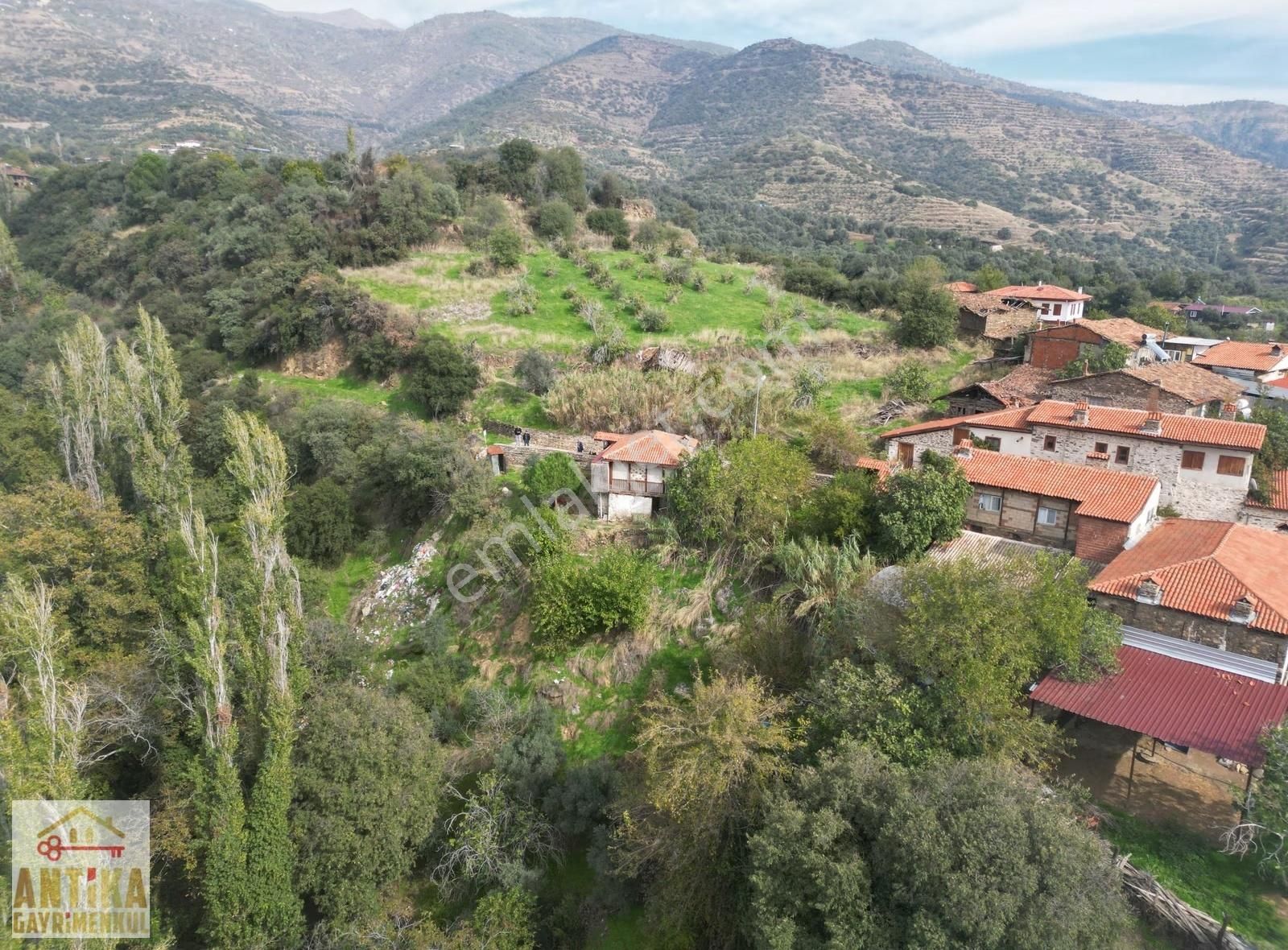 Antika'dan Birgi De Doğa İle İç İçe Satılık Tarihi Müstakil Ev - Görsel 28