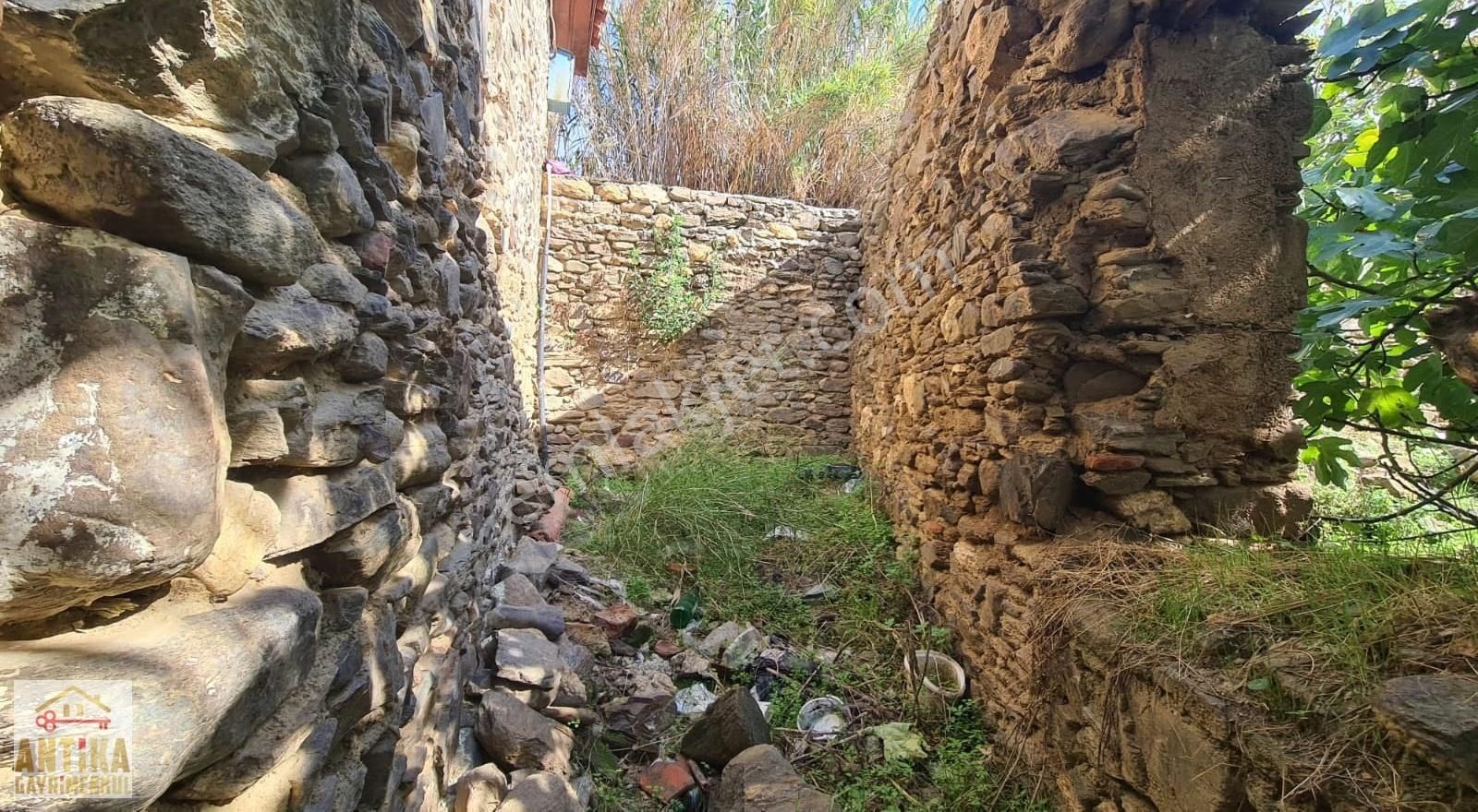 Antika'dan Birgi De Doğa İle İç İçe Satılık Tarihi Müstakil Ev - Görsel 23