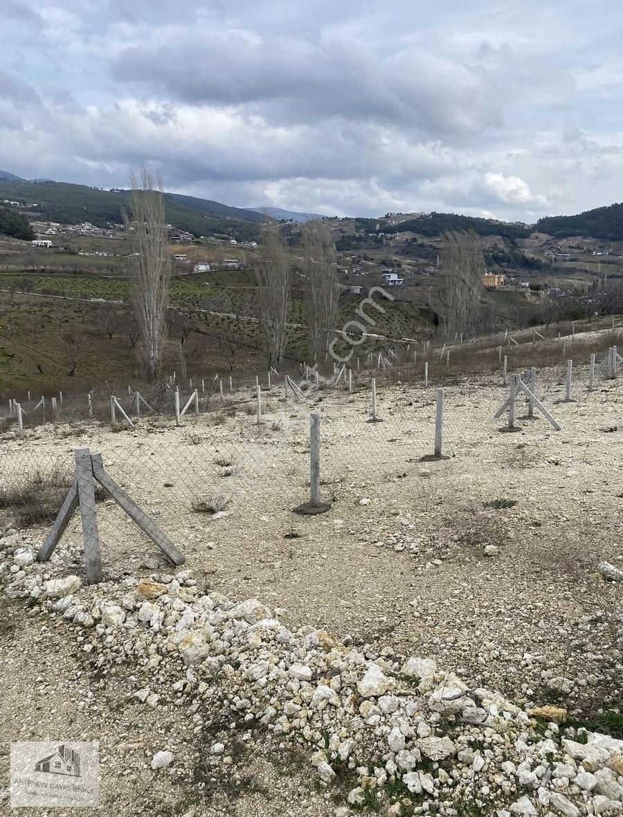 Ag'den 200 M2 Tel Çitli Parsel Yolu Açık Doğa Manzaralı Satılık - Görsel 3