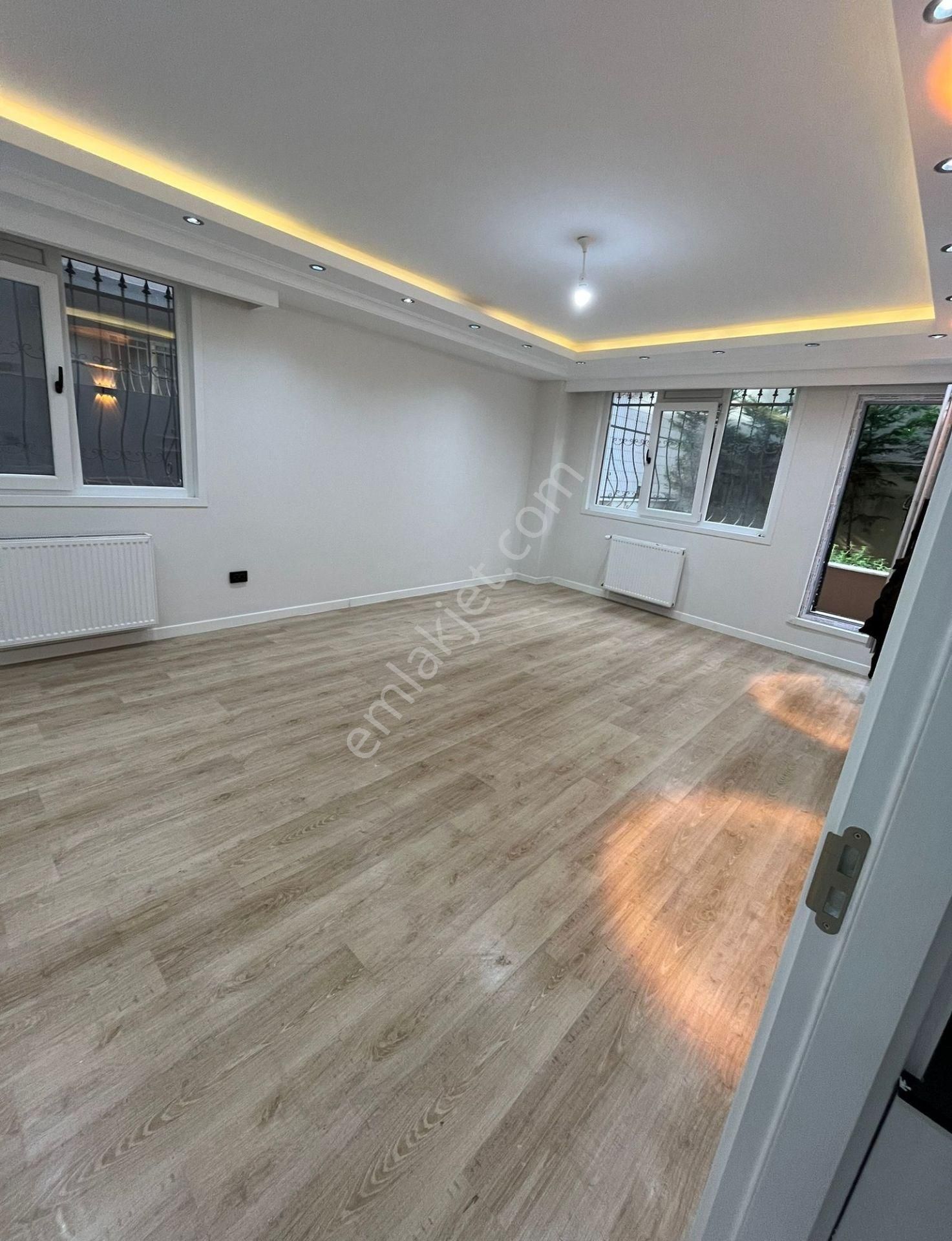 Cevizli Mahallesinde Minübüs Caddesine 2.bina Site Desatılık 3+1 Daire - Görsel 15