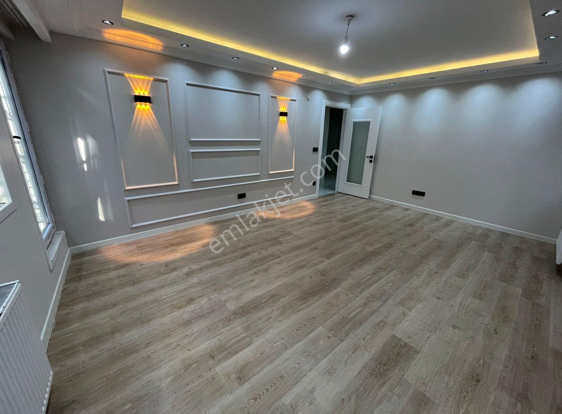 Cevizli Mahallesinde Minübüs Caddesine 2.bina Site Desatılık 3+1 Daire - Görsel 11