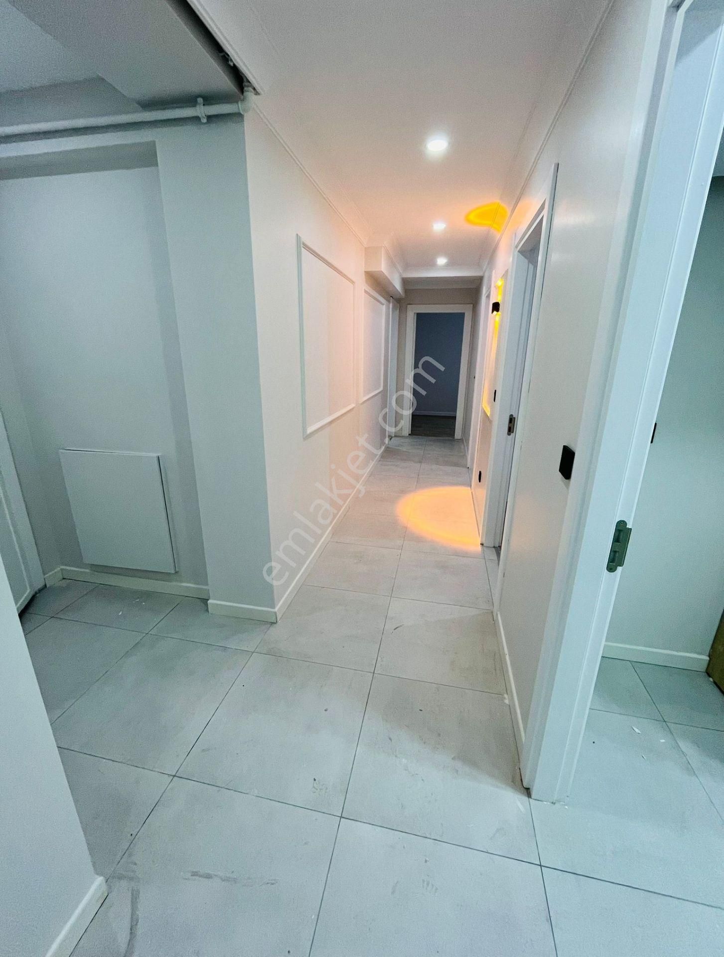 Cevizli Mahallesinde Minübüs Caddesine 2.bina Site Desatılık 3+1 Daire - Görsel 9