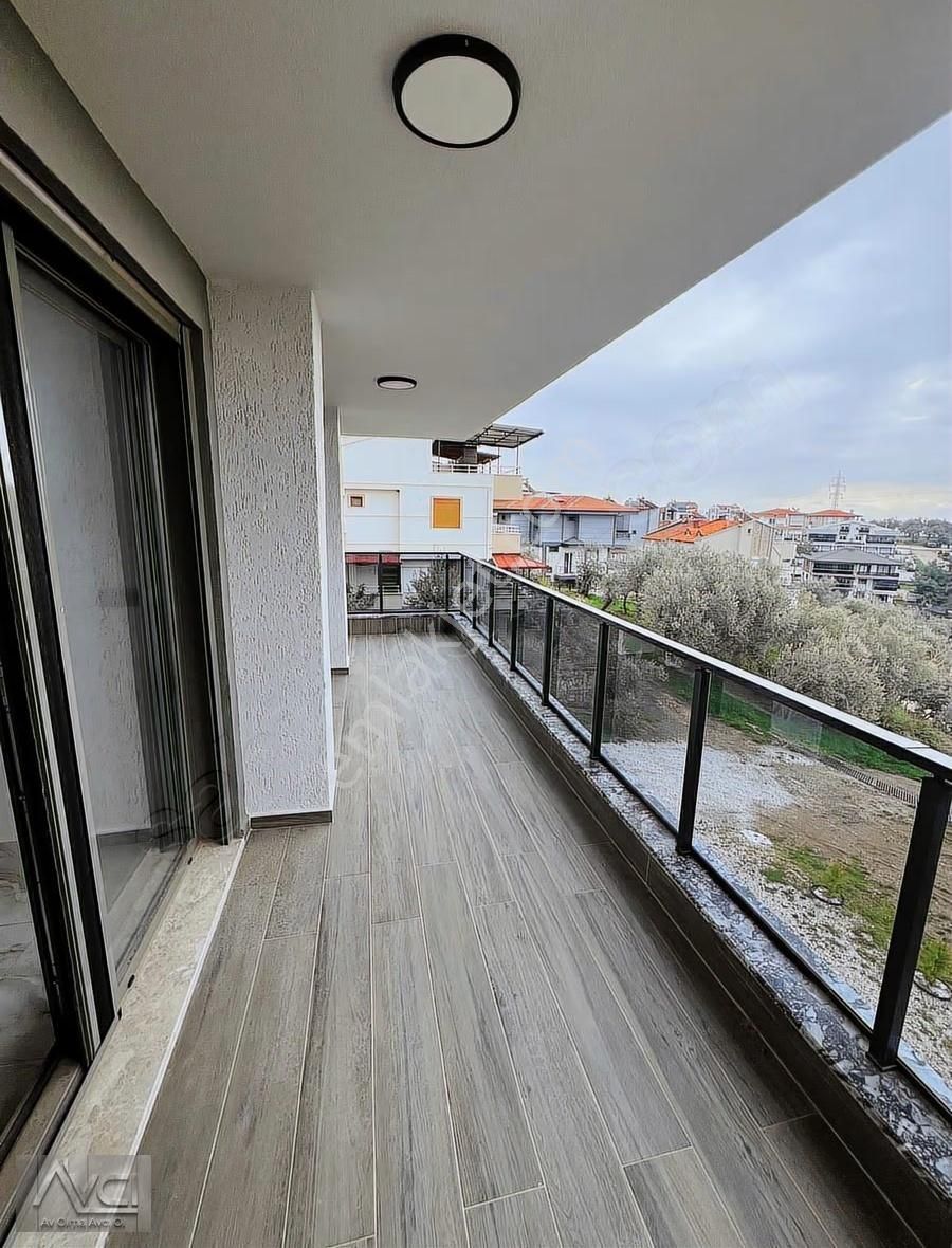 Avcı'dan Altınoluk'ta 4+2 Lüks Villa - Görsel 17