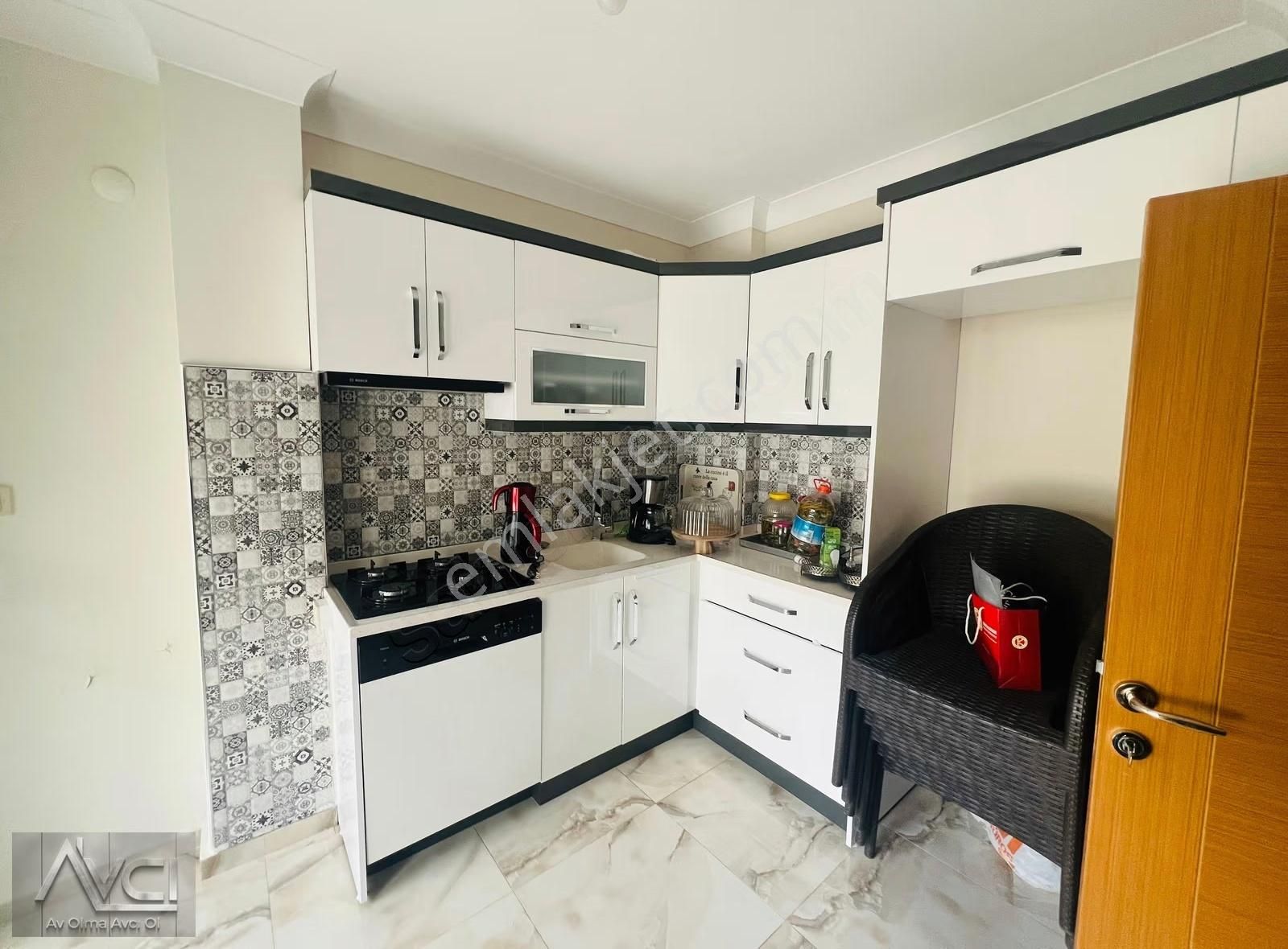 Avcı'dan Altınoluk 340 M2 Arsa İçinde Müstakil 4+2 Yerden Isıtma - Görsel 24