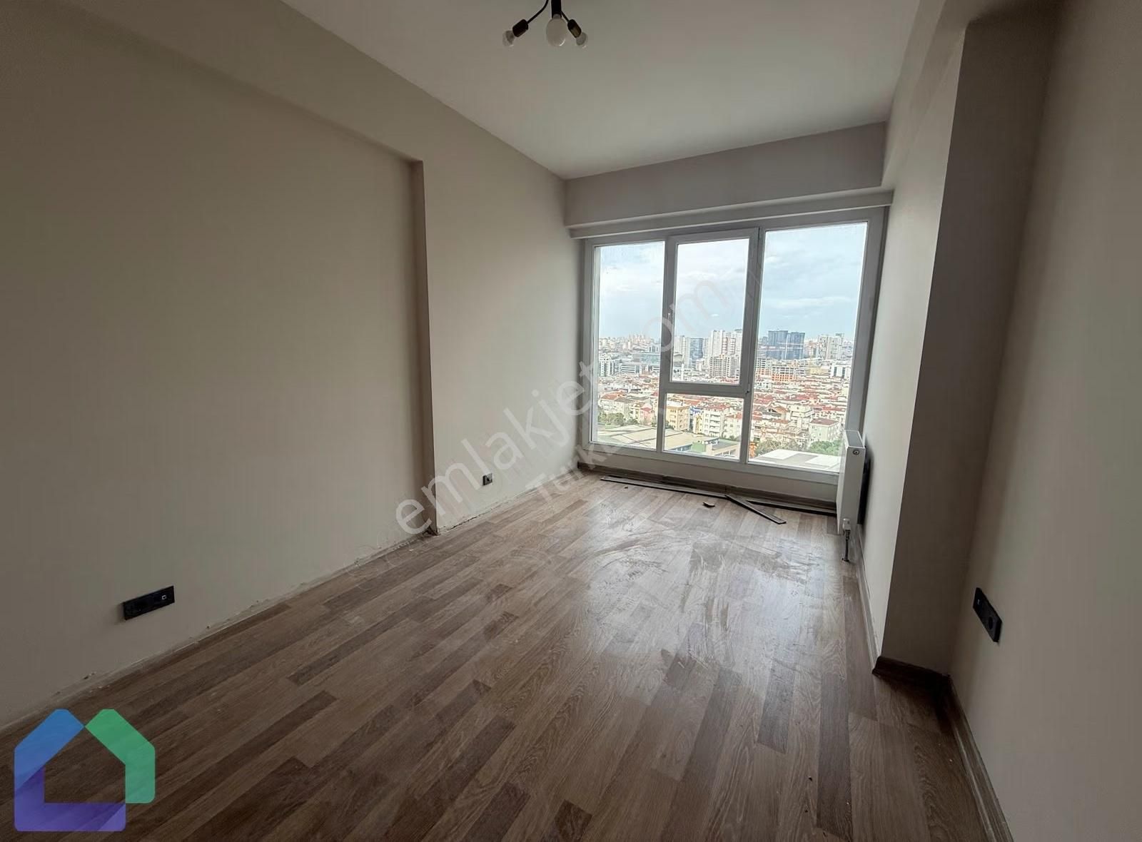 Güneşbahçe Evleri Satılık 1+1 | Son Kat, Manzaralı, Teraslı - Görsel 24