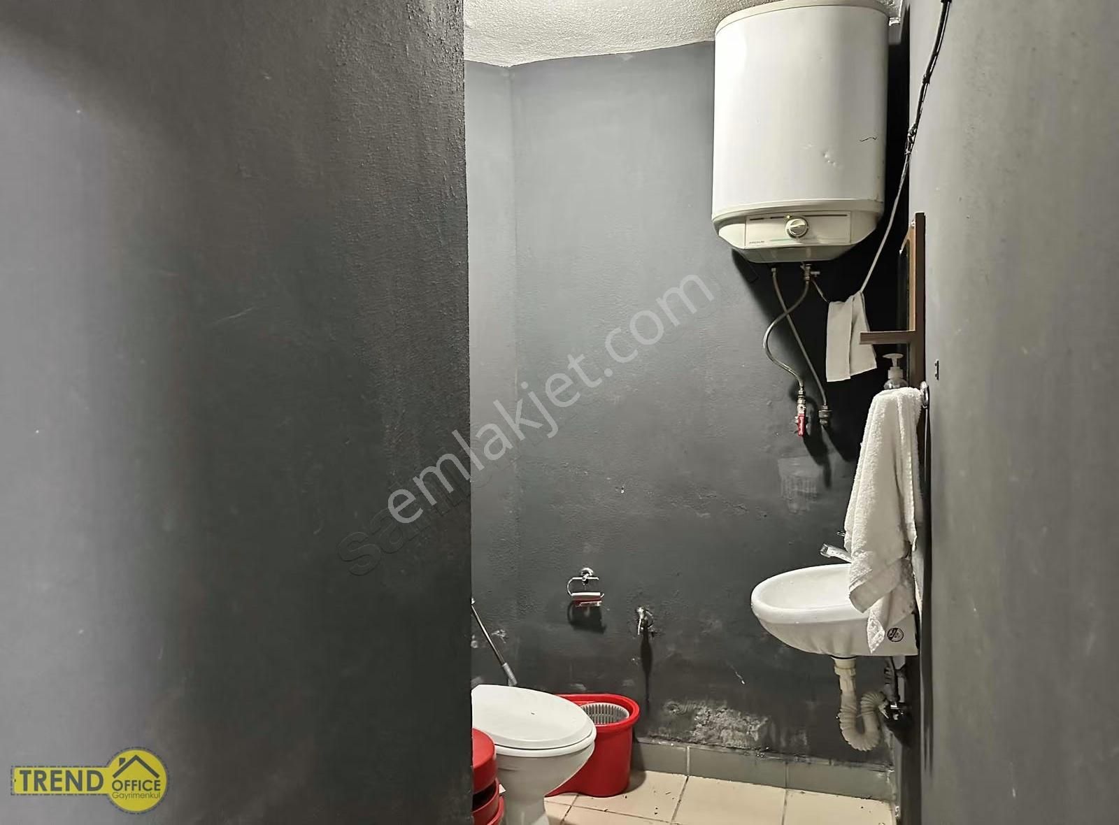 Zümrütevler Mah. Kurtbasan Cadde Üzeri Satılık 160 M2 Dükkan - Görsel 15