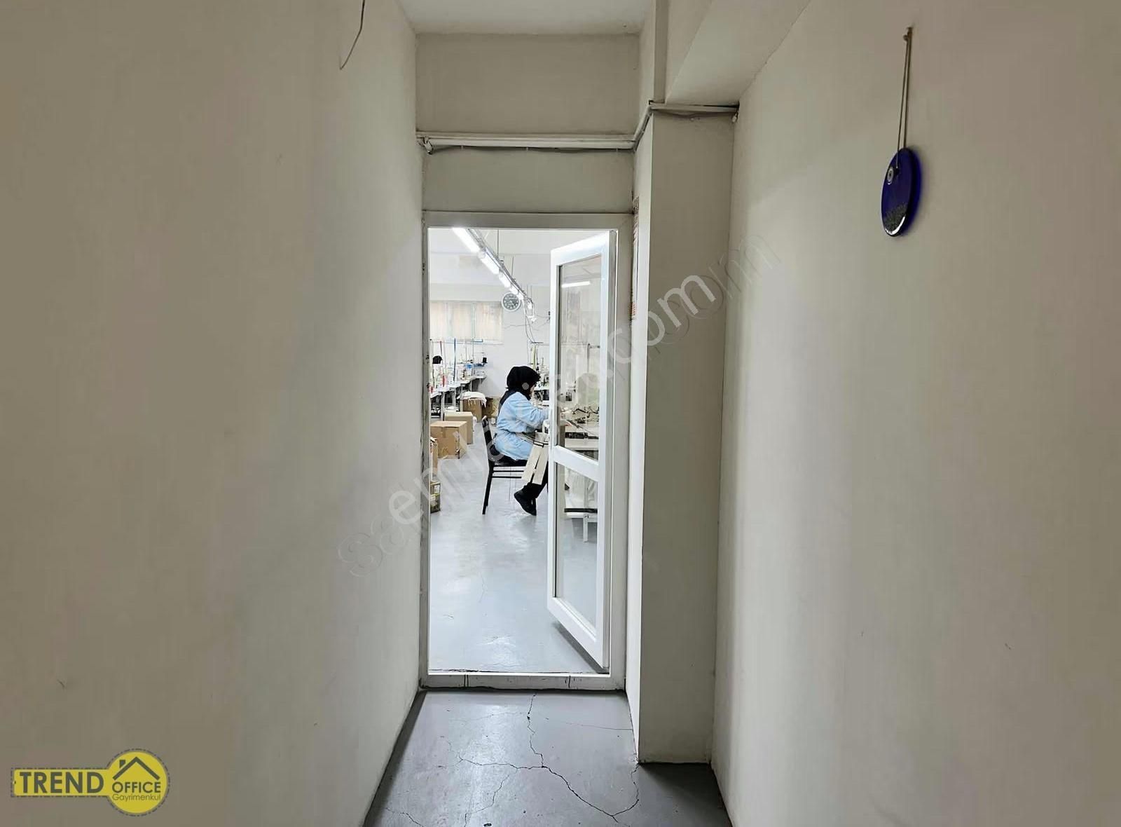 Zümrütevler Mah. Kurtbasan Cadde Üzeri Satılık 160 M2 Dükkan - Görsel 4